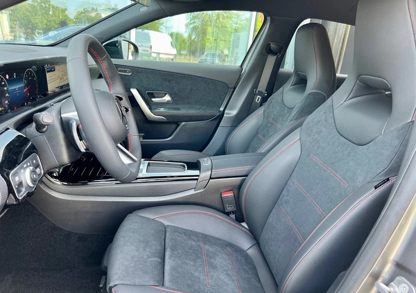 Mercedes-Benz Klasa A cena 174900 przebieg: 4800, rok produkcji 2023 z Warszawa małe 154